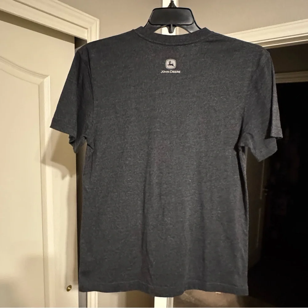 John Deere “Run With Purpose” Short Sleeve T-Shirt Men’s Medium